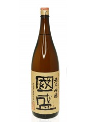 KUNIZAKARI JUNMAI GINJO 1800ml